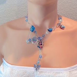 Otazu blue and clear crystals .